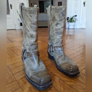 Frye Harness Motorcycle Boots - distressed brown / grey - vintage - size 8